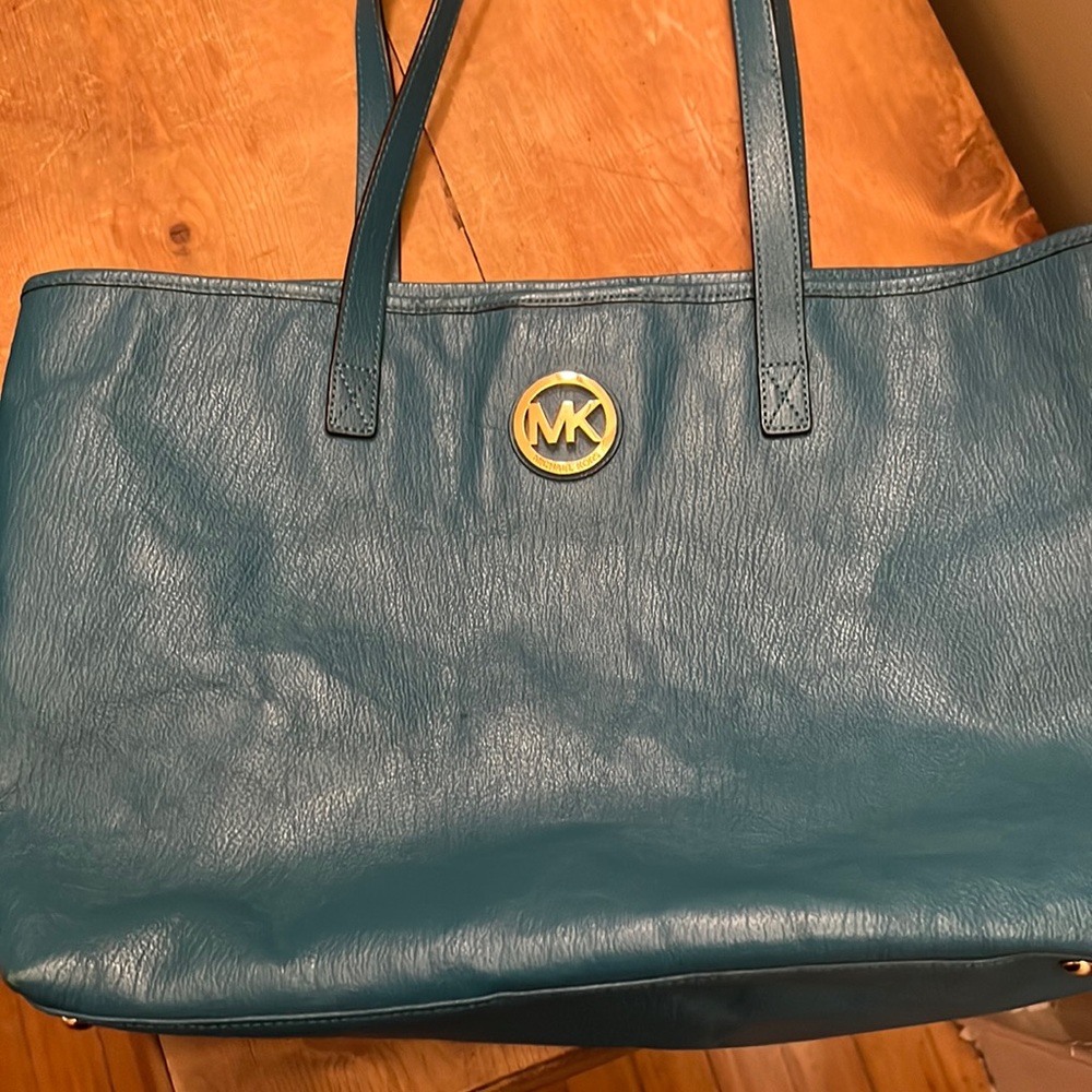 Michael Kors Large Jet Set Tote Teal excellent condition